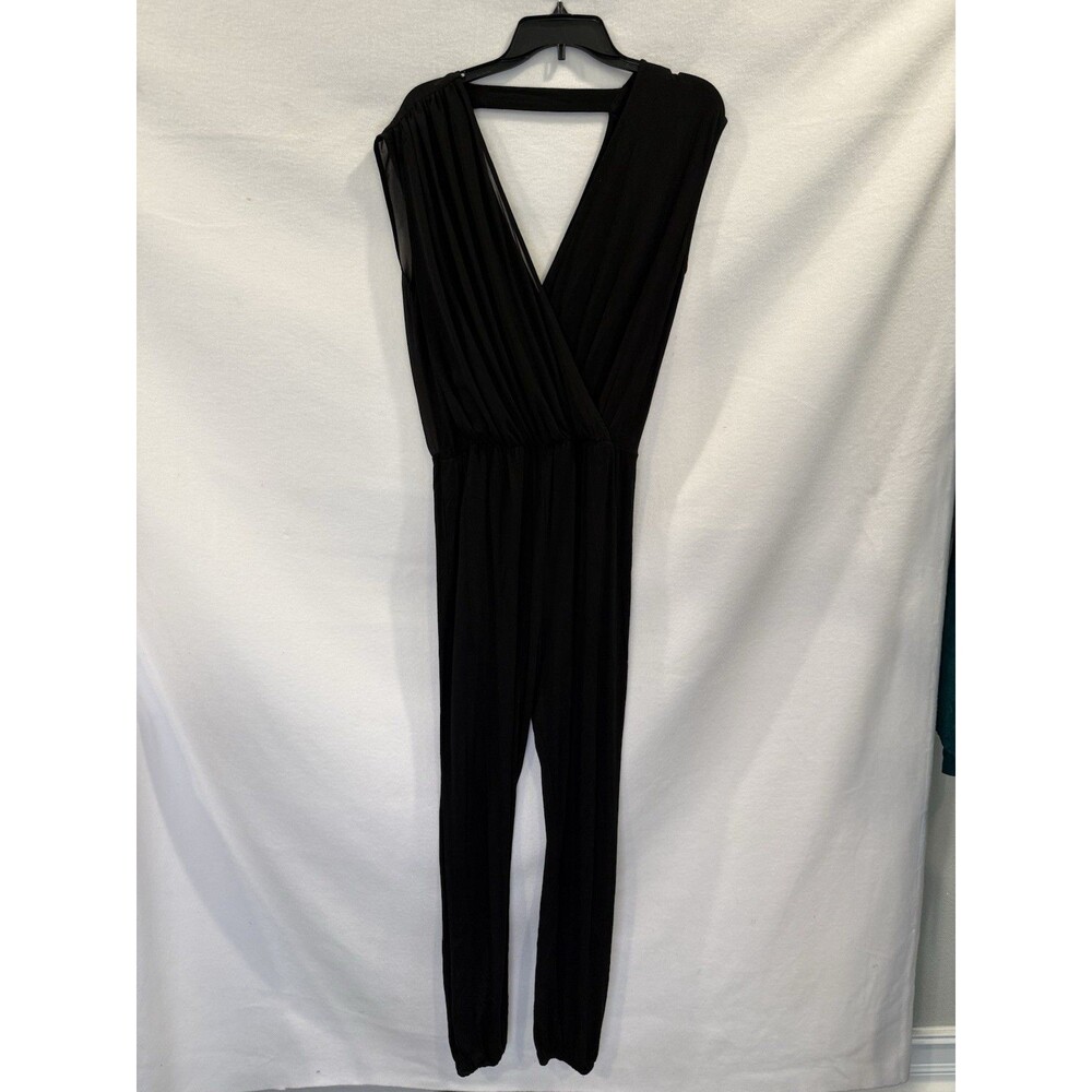 Elegant Black Sleeveless V-Neck Jumpsuit - Picture 7 of 7